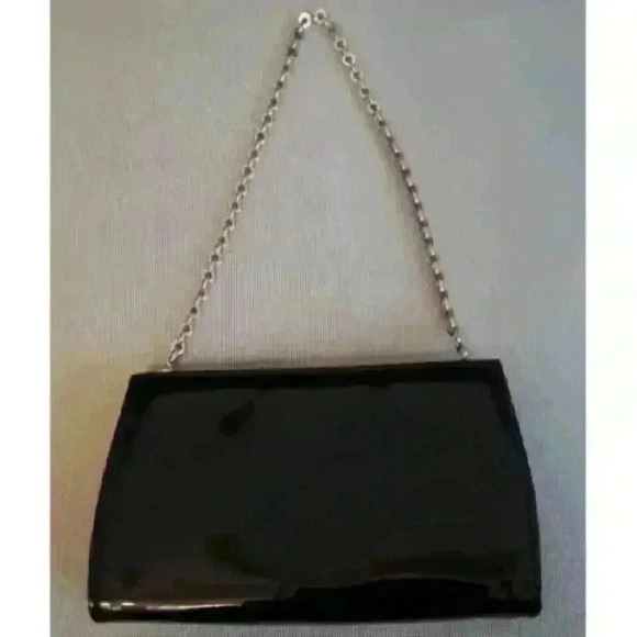 Salvatore Ferragamo
Vara Bow Chain Evening Bag Patent Small - Picture 7 of 8